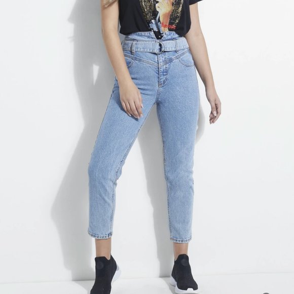 Vintage GUESS Belted Jeans - Picture 5 of 8